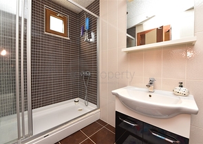 مناسبة للعائلات - شقة واسعة 3 غرف وصالة -في منطقة جيكجلي المركزية / الانيا 