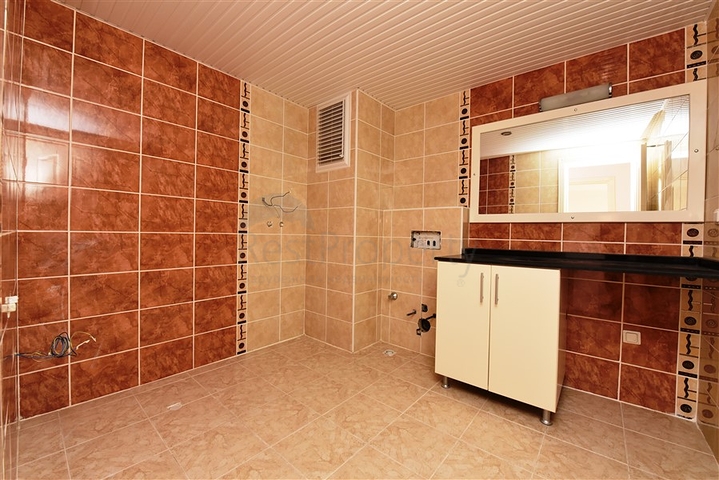 شقق بأسعار مناسبة -في منطقة سكنية هادئة -افسلار / الانيا 