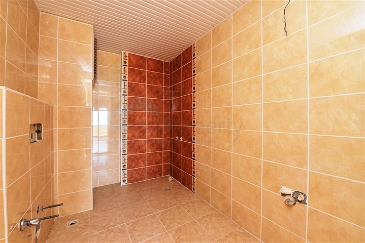 شقق بأسعار مناسبة -في منطقة سكنية هادئة -افسلار / الانيا 