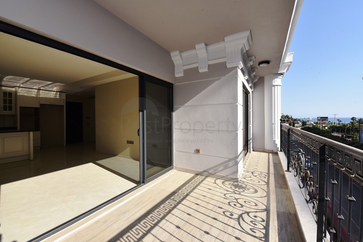 اطلالة بحر - مجمع فاخر - شقة 2 غرفة وصالة - جديدة - في كارجي جاك / الانيا 