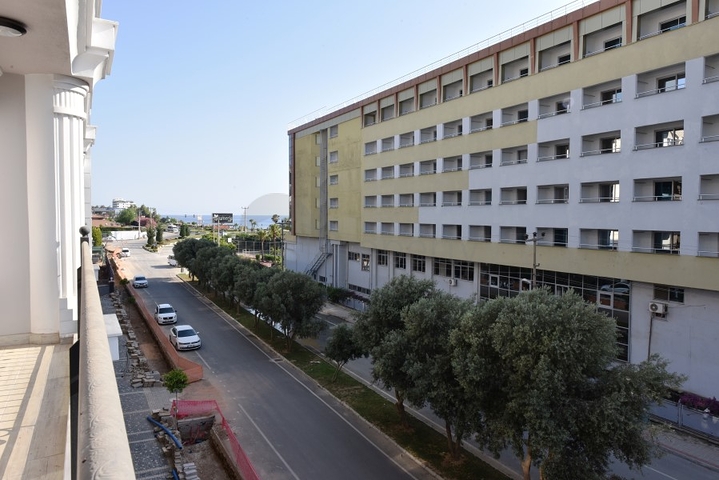 اطلالة بحر - مجمع فاخر - شقة 2 غرفة وصالة - جديدة - في كارجي جاك / الانيا 