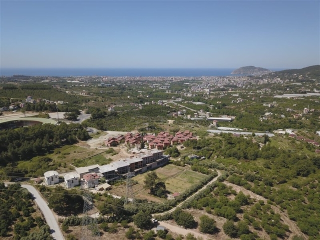 فلل فاخرة ضمن مجمع حديث -في منطقة اوبا / الانيا 