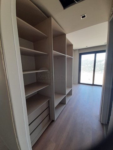 فيلا بتصميم انيق - 4 غرف وصالة -في بودروم 