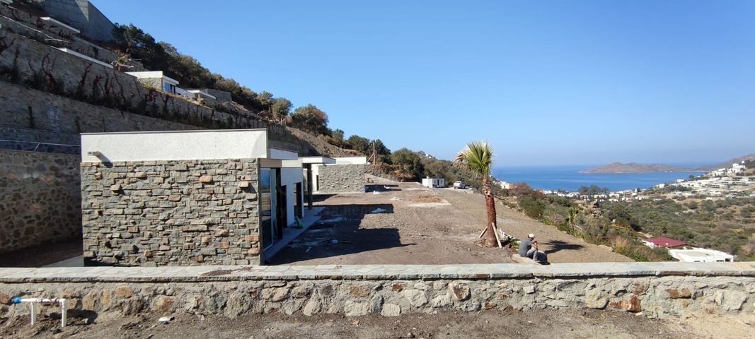 فيلا بتصميم انيق - 4 غرف وصالة -في بودروم 