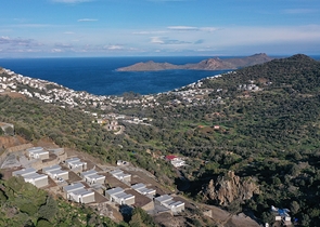 فيلا بتصميم انيق - 4 غرف وصالة -في بودروم 