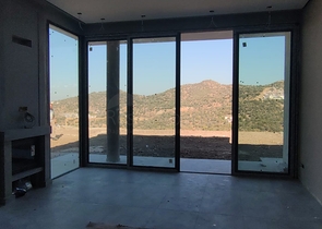 فيلا بتصميم انيق - 4 غرف وصالة -في بودروم 