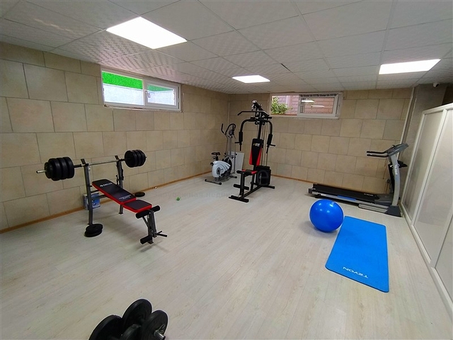 اطلالة بحر - دوبلكس 3 غرف وصالة -جديدة -في مهموتلار / الانيا 