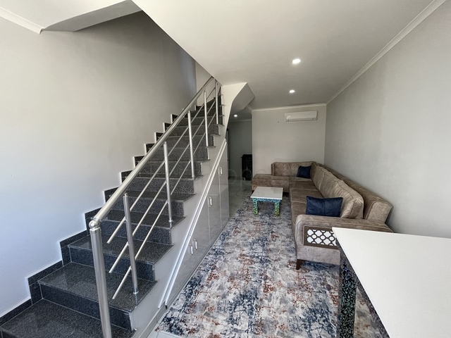 اطلالة بحر - دوبلكس 3 غرف وصالة -جديدة -في مهموتلار / الانيا 