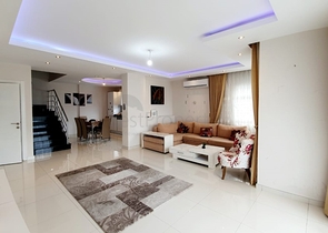 اطلالة بحر - مجمع انيق -دوبلكس 2 غرفة وصالة -في كاستل / الانيا