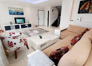 اطلالة بحر - مجمع انيق -دوبلكس 2 غرفة وصالة -في كاستل / الانيا