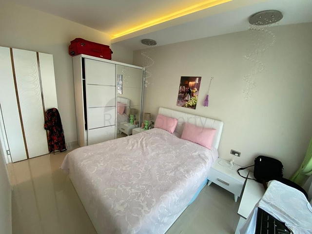 مجمع فاخر - شقة مفروشة -1+1 - في مهموتلار / الانيا 