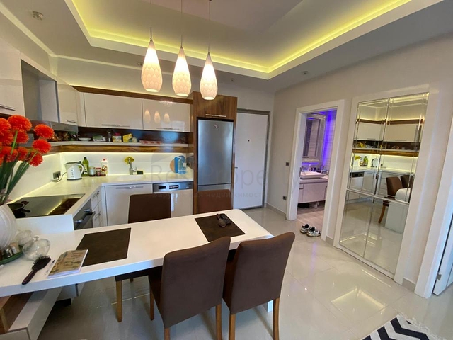 مجمع فاخر - شقة مفروشة -1+1 - في مهموتلار / الانيا 