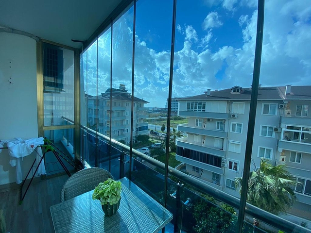 مجمع فاخر - شقة مفروشة -1+1 - في مهموتلار / الانيا 