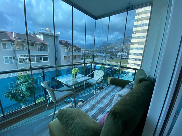 مجمع فاخر - شقة مفروشة -1+1 - في مهموتلار / الانيا 