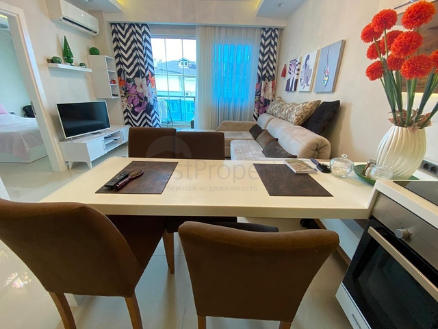 مجمع فاخر - شقة مفروشة -1+1 - في مهموتلار / الانيا 