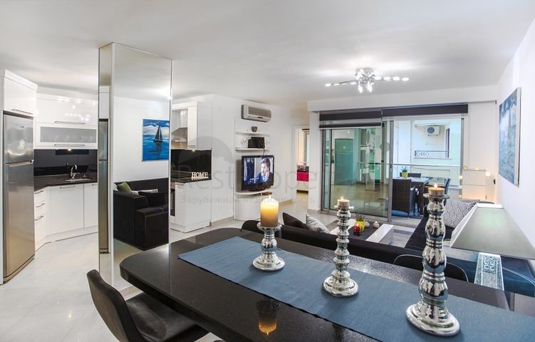 اطلالة بحر - دوبلكس 3 غرف وصالة -موقع مركزي -في اوبا / الانيا 