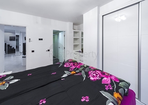 اطلالة بحر - دوبلكس 3 غرف وصالة -موقع مركزي -في اوبا / الانيا 