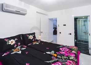 اطلالة بحر - دوبلكس 3 غرف وصالة -موقع مركزي -في اوبا / الانيا 