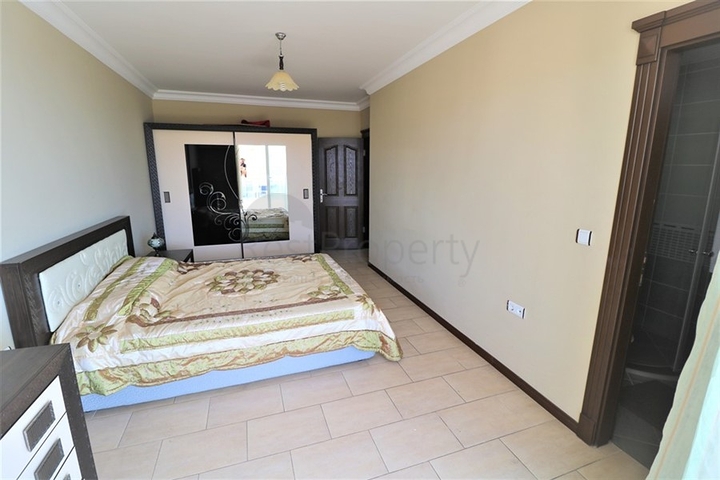 اطلالة بحر -طابق مرتفع - شقة 2 غرفة وصالة -في مهموتلار / الانيا 