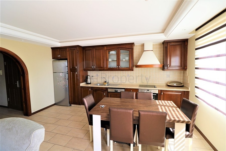 اطلالة بحر -طابق مرتفع - شقة 2 غرفة وصالة -في مهموتلار / الانيا 