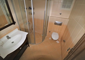 اطلالة بحر -طابق مرتفع - شقة 2 غرفة وصالة -في مهموتلار / الانيا 