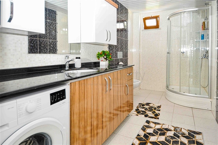 ضمن منطقة كاستل الراقية -شقة 2 غرفة وصالة -مفروشة - الانيا 