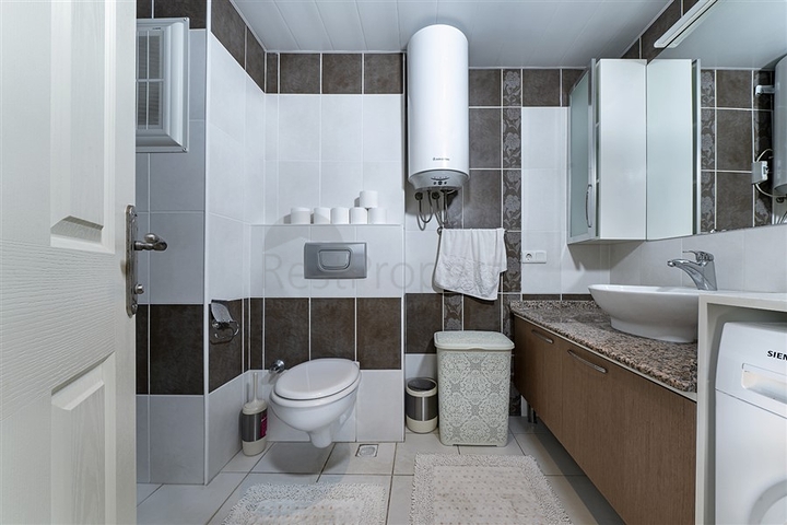 اطلالة بحر - شقة 2 غرفة وصالة -مفروشة -في مهموتلار / الانيا 