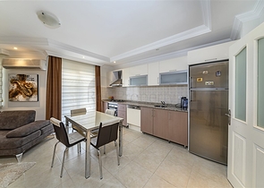 اطلالة بحر - شقة 2 غرفة وصالة -مفروشة -في مهموتلار / الانيا 