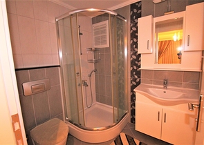 اطلالة بحر -شقة 2 غرفة وصالة -مفروشة -في مهموتلار / الانيا 