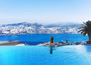 فيلا فاخرة -اطلالة بحرية مباشرة -في بودروم 