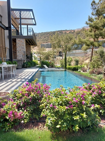 فلل وبنتهاوس -اطلالة بحرية ساحرة - في بودروم 