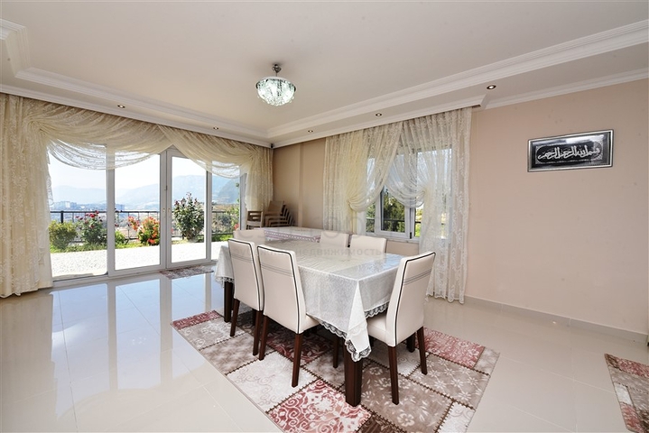 فيلا مستقلة  اطلالة بحر - 3 غرف وصالة -مفروشة -في كارجي جاك / الانيا 