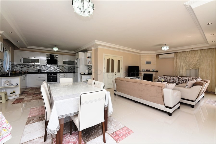 فيلا مستقلة  اطلالة بحر - 3 غرف وصالة -مفروشة -في كارجي جاك / الانيا 