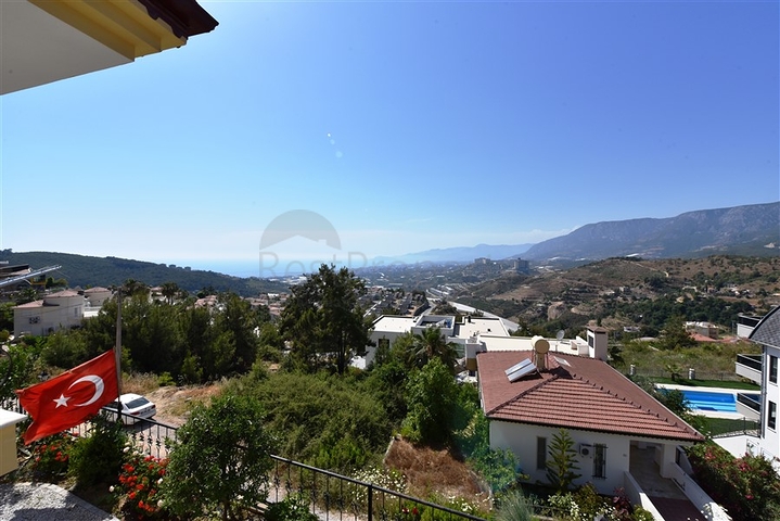 فيلا مستقلة  اطلالة بحر - 3 غرف وصالة -مفروشة -في كارجي جاك / الانيا 