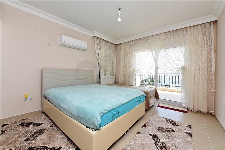 فيلا مستقلة  اطلالة بحر - 3 غرف وصالة -مفروشة -في كارجي جاك / الانيا 