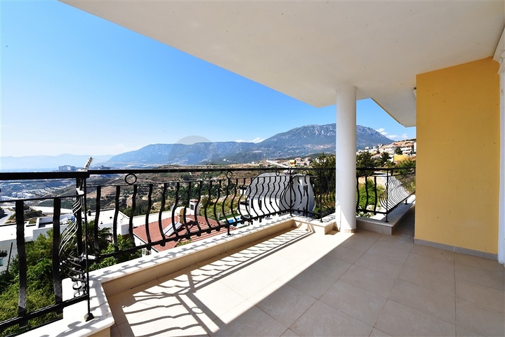 فيلا مستقلة  اطلالة بحر - 3 غرف وصالة -مفروشة -في كارجي جاك / الانيا 