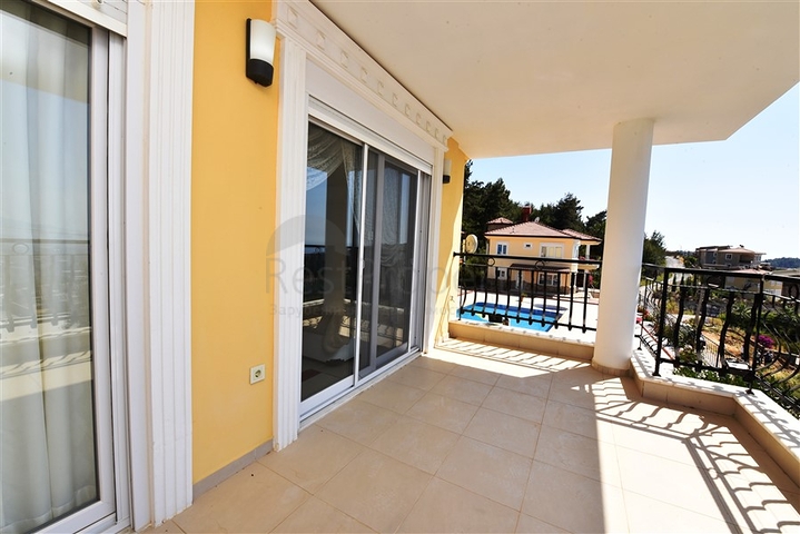 فيلا مستقلة  اطلالة بحر - 3 غرف وصالة -مفروشة -في كارجي جاك / الانيا 