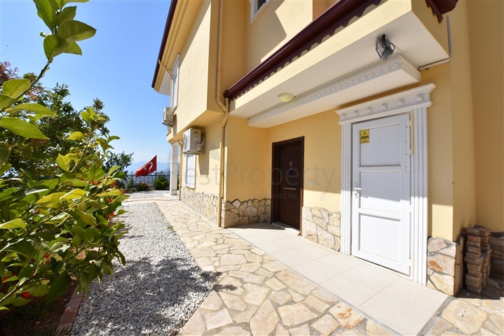 فيلا مستقلة  اطلالة بحر - 3 غرف وصالة -مفروشة -في كارجي جاك / الانيا 