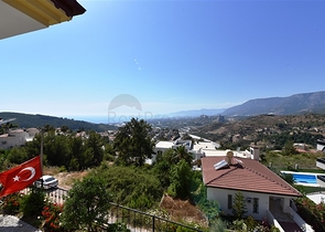 فيلا مستقلة  اطلالة بحر - 3 غرف وصالة -مفروشة -في كارجي جاك / الانيا 