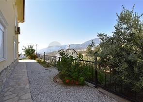 فيلا مستقلة  اطلالة بحر - 3 غرف وصالة -مفروشة -في كارجي جاك / الانيا 