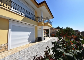 فيلا مستقلة  اطلالة بحر - 3 غرف وصالة -مفروشة -في كارجي جاك / الانيا 