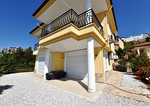 فيلا مستقلة  اطلالة بحر - 3 غرف وصالة -مفروشة -في كارجي جاك / الانيا 