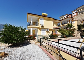 فيلا مستقلة  اطلالة بحر - 3 غرف وصالة -مفروشة -في كارجي جاك / الانيا 