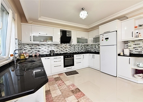 فيلا مستقلة  اطلالة بحر - 3 غرف وصالة -مفروشة -في كارجي جاك / الانيا 