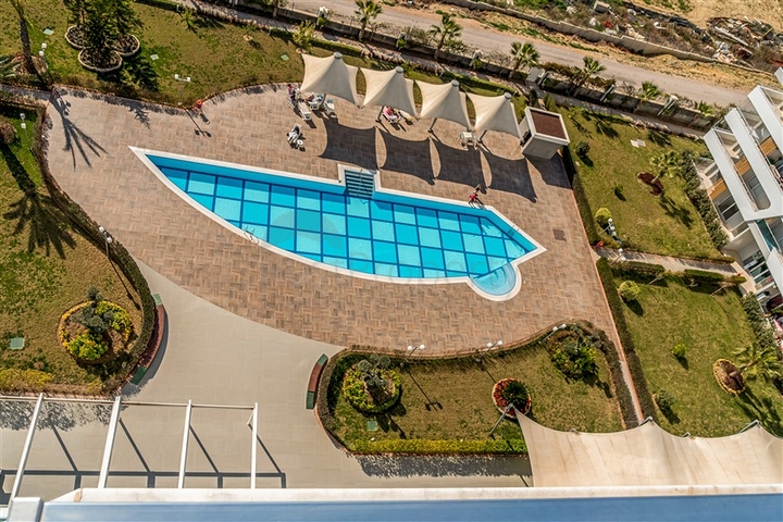 اطلالة بحر - مجمع فاخر -دوبلكس 4 غرف وصالة -في افسلار / الانيا 