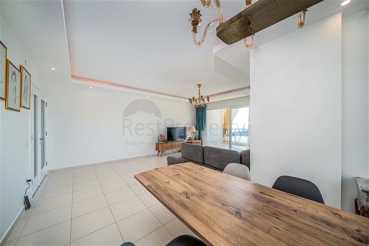 اطلالة بحر - مجمع فاخر -دوبلكس 4 غرف وصالة -في افسلار / الانيا 