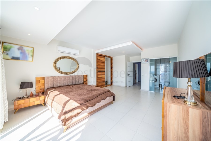 اطلالة بحر - مجمع فاخر -دوبلكس 4 غرف وصالة -في افسلار / الانيا 