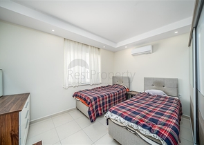 اطلالة بحر - مجمع فاخر -دوبلكس 4 غرف وصالة -في افسلار / الانيا 