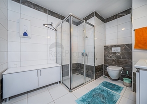 اطلالة بحر - مجمع فاخر -دوبلكس 4 غرف وصالة -في افسلار / الانيا 