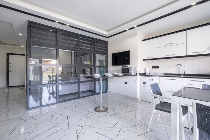 قريبة من شاطئ كليوباترا -شقة 1+1 - في مركز الانيا